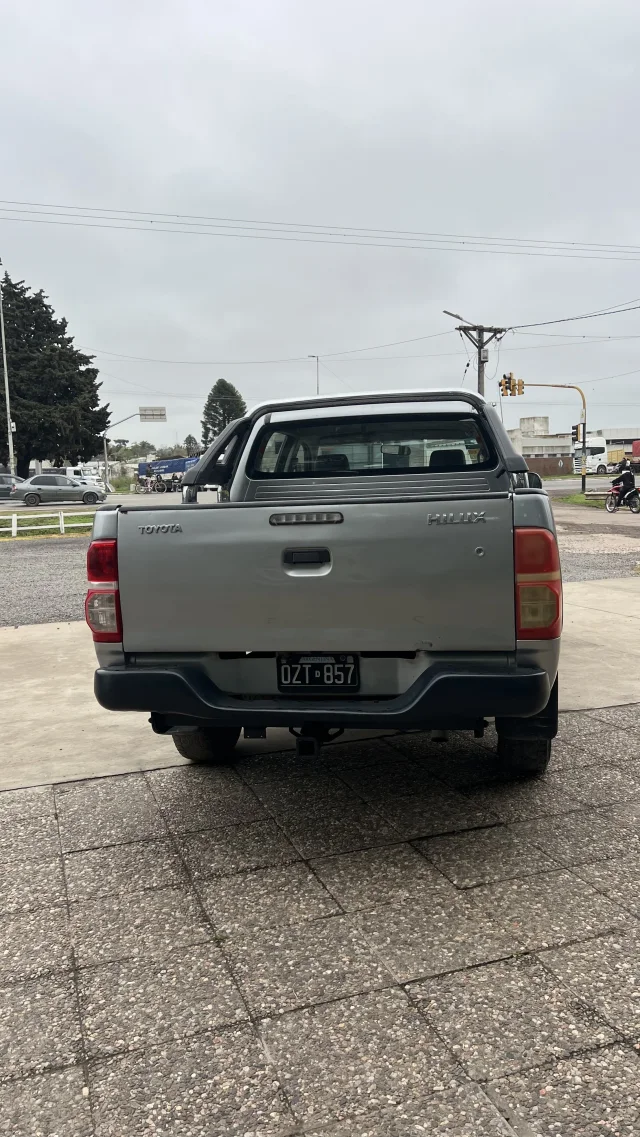 Toyota HILUX DX PACK ELÉCTRICO TDI 4x2